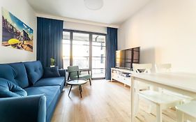 Apartament Z Dwiema Sypialniami + Parking